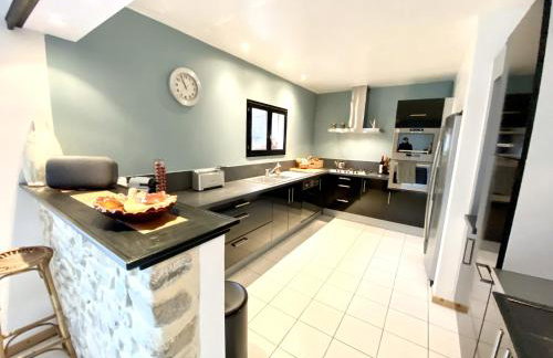 GITE DE L'ASPE 135m2, 6p, 3ch avec piscine privative, jardin ombragé clos - Foto 12