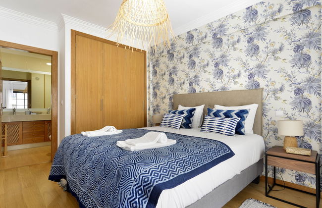 Gorgeous Beach Flat - Photo 3