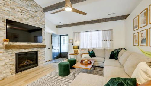 Stylish Flagstaff Hideaway with Hot Tub and Fire Pit! - Foto 4