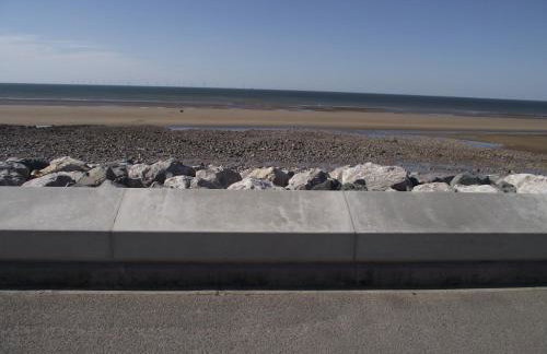 Seafront Caravan - Golden Sands - 6 Berth by Your Away Stays - Foto 29