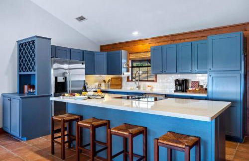 Impressive Modern Cabin with Beautiful Interior and Exterior in Ingram, Texas - Foto 23