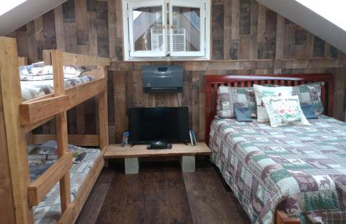 Mountain Top Barn retreat with View - Foto 18