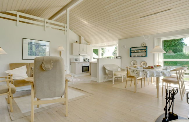 "Maybritt" - 100m from the sea - Foto 31