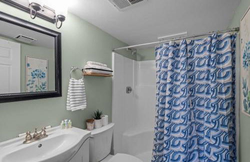 Modern 2BRM 2BATHRM Condo Near Everything in Augusta - Foto 2