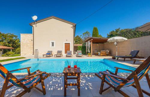 Traumhafte Finca mit Tischtennis, Spielplatz, Basketballplatz, Privatpool, Outdoor-Kueche - Foto 3