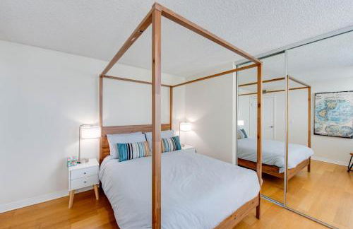 Nautical 2 Bedroom with Beautiful Ocean Views - Foto 3