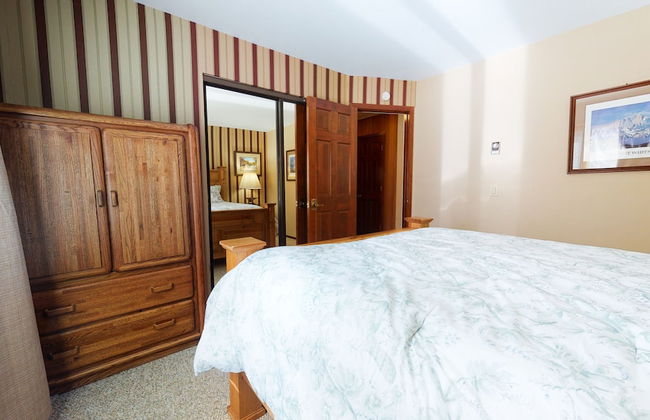 Winterset Woodland - Near Hike & Bike Trails! - Foto 11