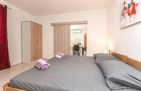 7 Bedroom Awesome Home In Polaca - Foto 32