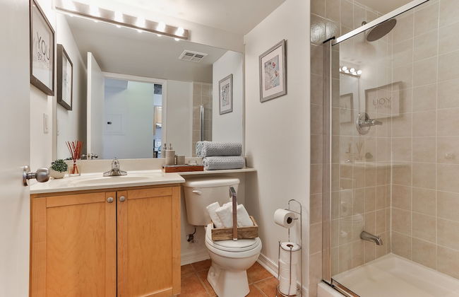 QuickStay - Sunlit Luxury Loft on King West - Foto 34