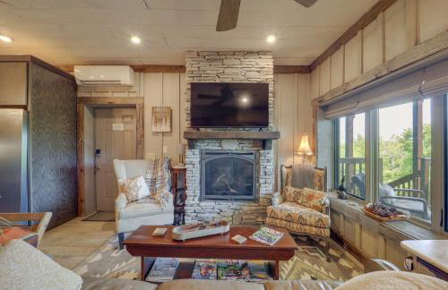 1 Mi to Beech Mtn Cabin with Fire Pit and BBQ! - Foto 5