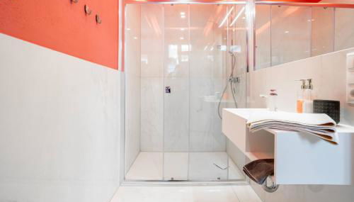 Gustava 27 - Foto 4, Shower