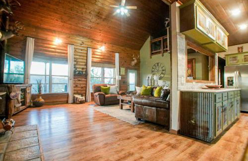 15 Mins to U of A - Pool & Hot Tub - Foto 19