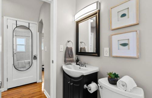 4 Bedroom Bungalow in the - Heart of Metro Detroit - Foto 13