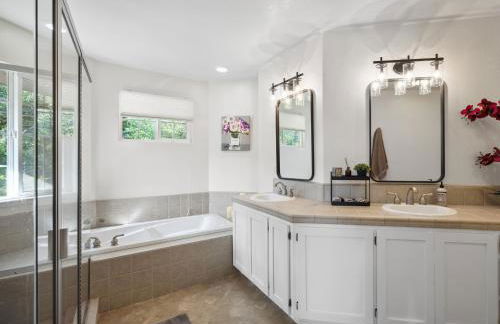 Serene and Stylish 3BD 2,5BA House Near Wineries - Foto 13