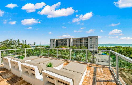 Elevated Perspective - Foto 106