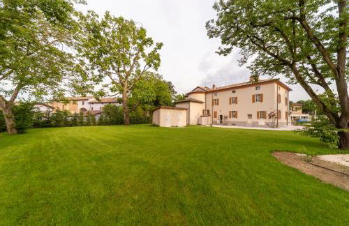 Al Torrione - Photo 1