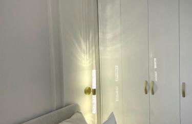 Elegant Apartment Near the European Quarter - Foto 17