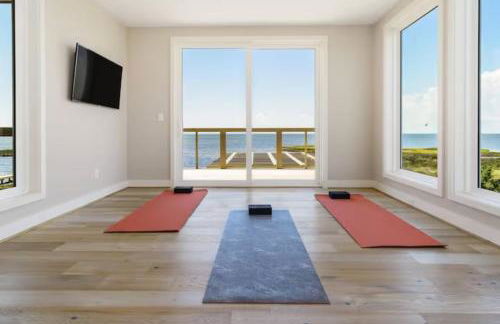 New Modern Waterfront Home w Saltwater Pool - Foto 25