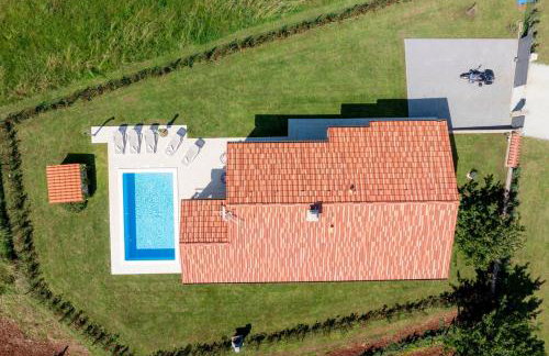 Family holiday house with private pool and playground - Foto 61