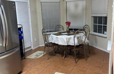 Comfy 3-Bedroom Home in Arlington - Foto 41