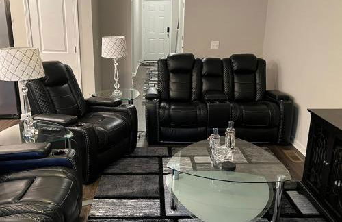 Welcome to Your Home Away From Home - Foto 29