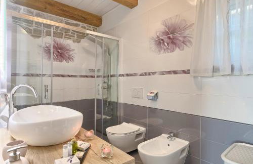 Villa Patrick-Luxury stone house in the center of Istria - Photo 42