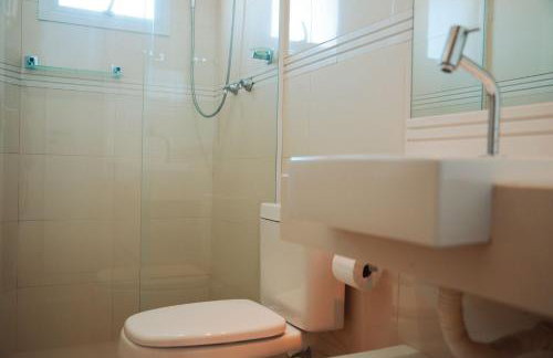 Apartamento alto padrão com 3 suítes, sala 3 ambientes todos com ar, ambientes novos e moderno. - Foto 19