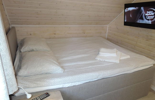 House for 6 With Swimming Pool - Photo 2