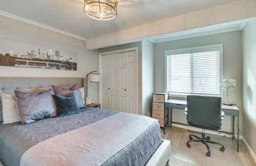 Riverfront Champlin Townhome with Deck and Water View! - Foto 28