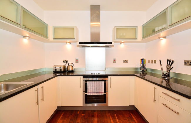 Canary Wharf - Corporate River View Apartments - Photo 79