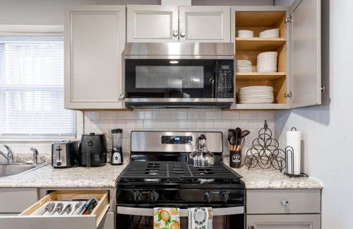 Updated 3BR 2BA Apartment Near NYC Airport - Foto 39