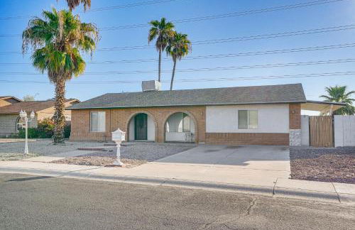 8 Mi to State Farm Stadium Glendale Home with Grill - Foto 26