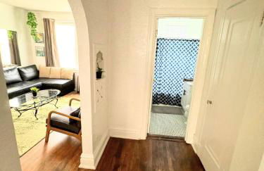 (53.1S) Forest Park, The Zoo, and much more - Foto 6