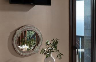 Karavia Lux Inn - Photo 8