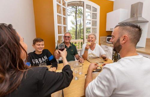 "Les Hauts du Marquet" - Meublé de tourisme 5 Etoiles - Gîte de groupe 15 Personnes en Cévennes - Piscine à débordement - Balnéo - Sauna - Nature - Foto 73