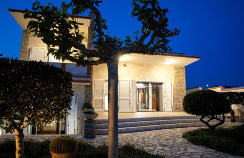 Villa Eleonora con piscina Fronte Mare - Foto 50