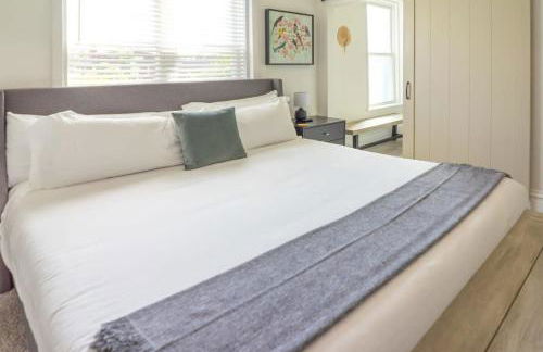 Spacious and Cozy St Louis Gem ABODEbucks - Photo 30