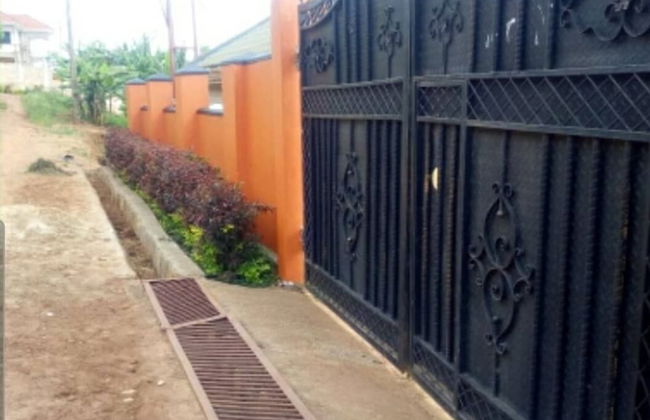 Captivating 4-bed House in Kampala - Foto 1