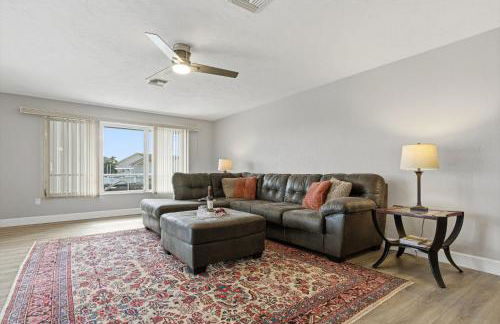 Charm and Old Florida Vibe , Heated Pool & Spa - Villa Parisian Paradise - Roelens - Photo 22