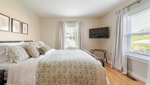 Pristine Walkable Downtown 2BR Apartment - Foto 2