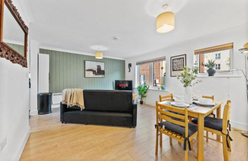 Winter Sale! Modern 2 Bed Flat in Warwick -Parking - Foto 7