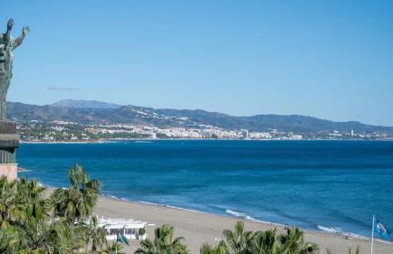 VACATION MARBELLA I Puerto Banus Sea Front, Best View, 24-7 Security, Pool - Photo 26