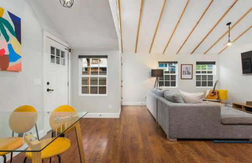 Downtown Culver City House w/ Backyard, AC & Garage - Foto 15