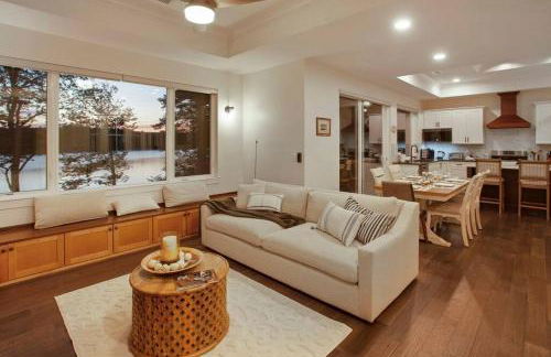 Lakeside Lodge with Studio Apartment - Foto 5