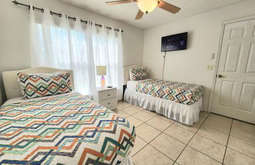 Home Close to Disney Parks/Amazing Private Pool - Photo 69