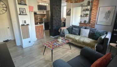 Bel appartement spacieux ,convivial de 3 chambres avec parking privé sécure - Photo 1