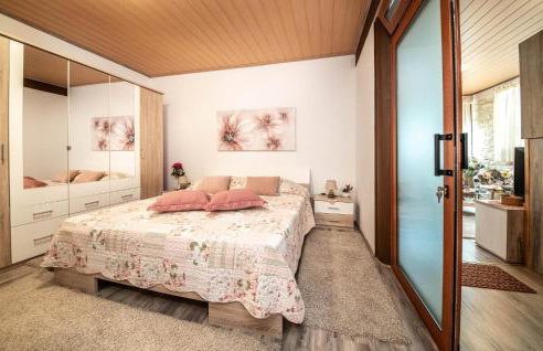 Awesome Home In Lisicic With Wifi - Foto 24