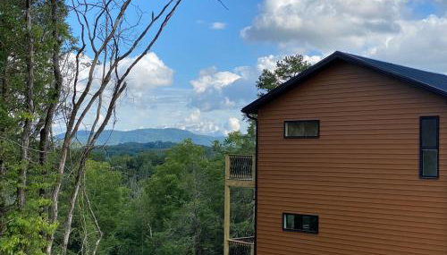 Lake & Mountain Views every room in the house! - Foto 4