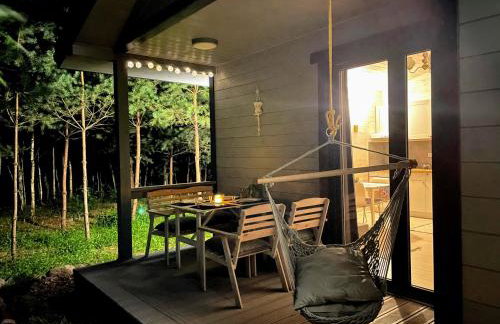 Sosnowy Raj domki nad rzeką Wkrą - Foto 78