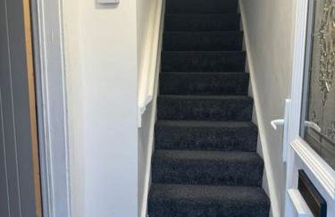 Three bed house in Wolverhampton - Photo 22